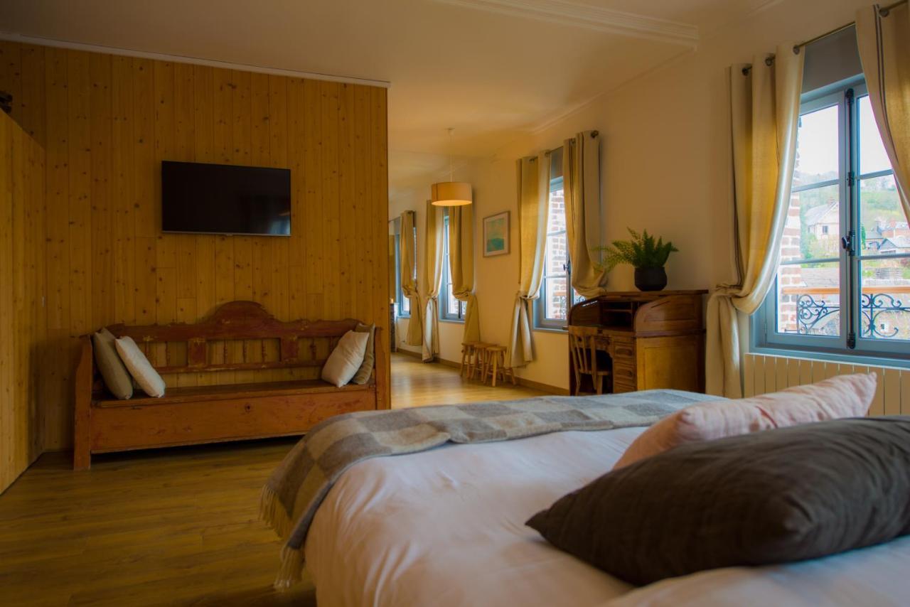 A L'Ecole Buissonniere Bed & Breakfast Honfleur Exterior photo
