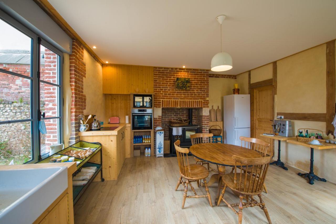 A L'Ecole Buissonniere Bed & Breakfast Honfleur Exterior photo